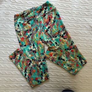 Lularoe Bright Floral Patterned Leggings
